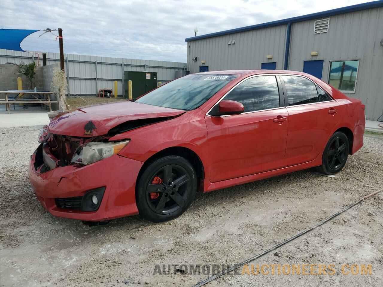 4T1BF1FK2DU676921 TOYOTA CAMRY 2013