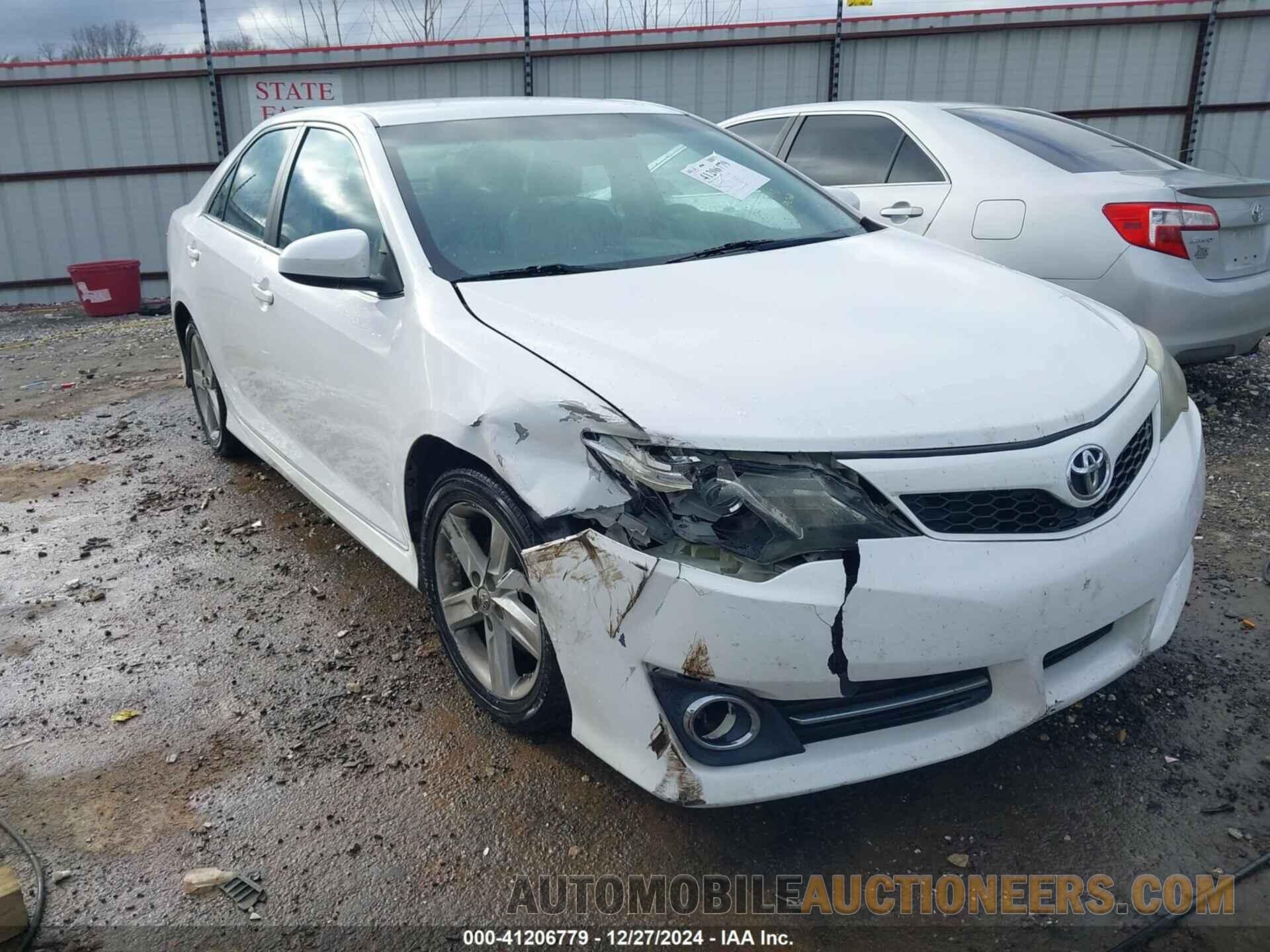 4T1BF1FK2EU417637 TOYOTA CAMRY 2014