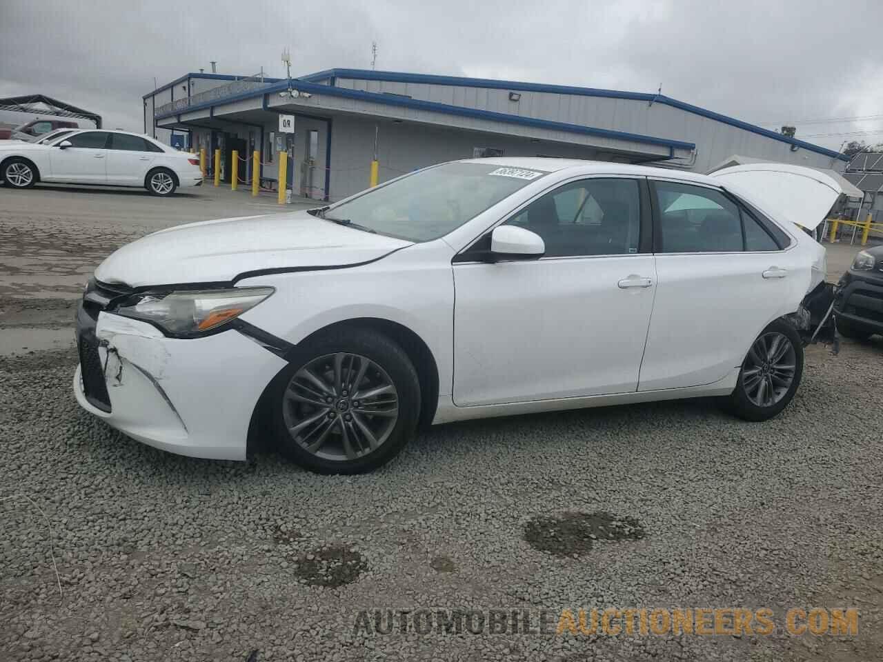 4T1BF1FK2FU005929 TOYOTA CAMRY 2015