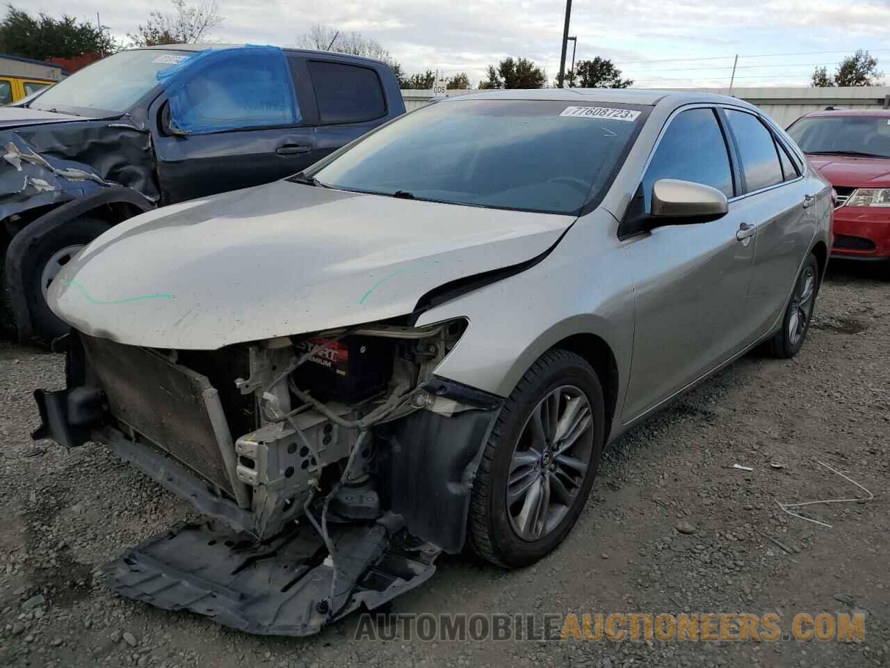 4T1BF1FK2FU011083 TOYOTA CAMRY 2015