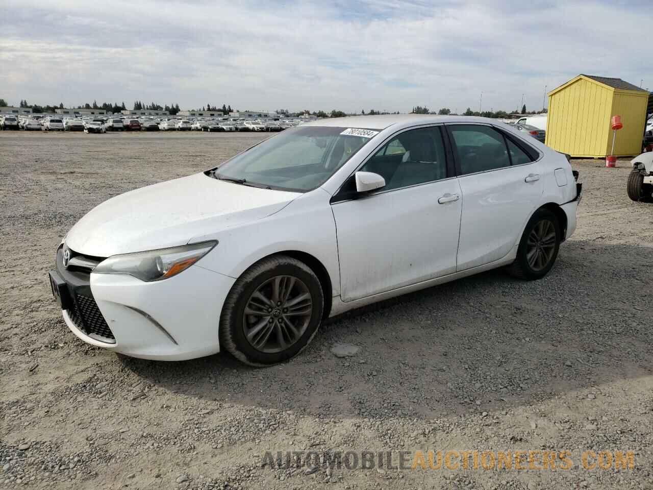 4T1BF1FK2FU018017 TOYOTA CAMRY 2015