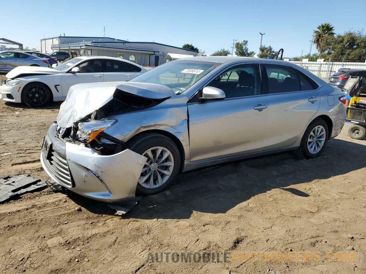 4T1BF1FK2FU038526 TOYOTA CAMRY 2015