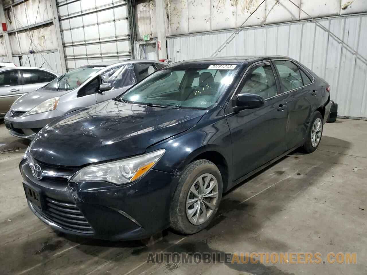 4T1BF1FK2FU043810 TOYOTA CAMRY 2015