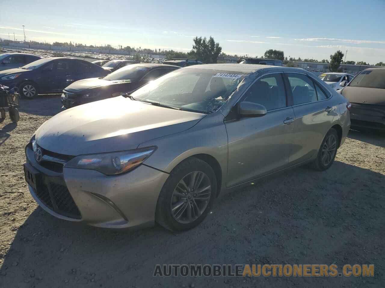 4T1BF1FK2FU079514 TOYOTA CAMRY 2015