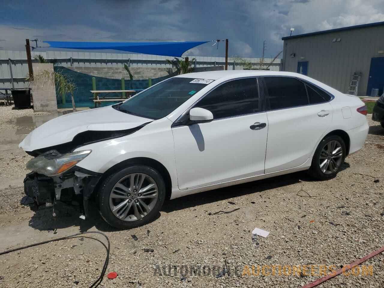 4T1BF1FK2FU088200 TOYOTA CAMRY 2015