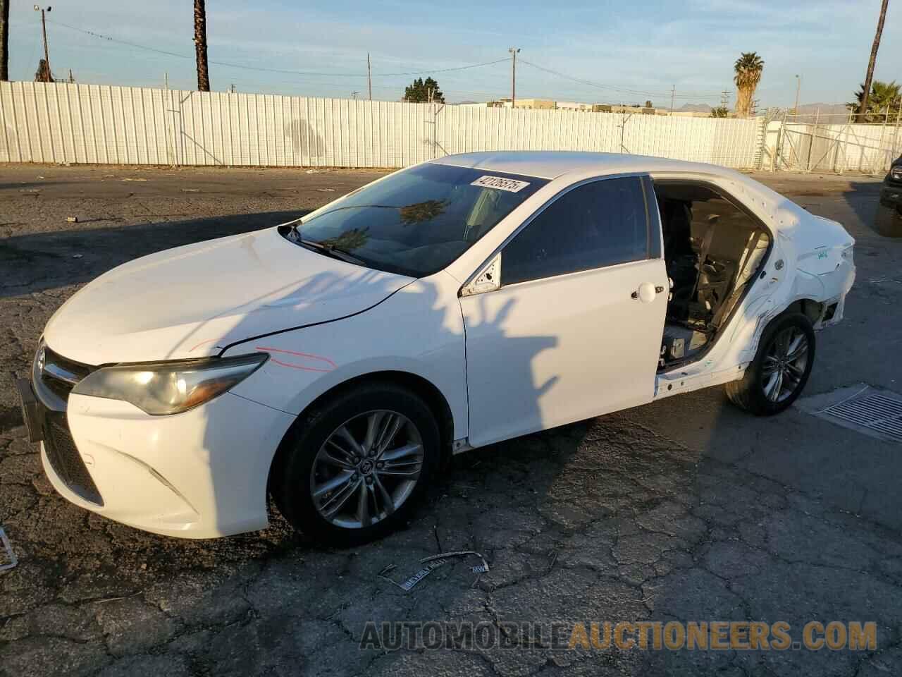 4T1BF1FK2FU091355 TOYOTA CAMRY 2015