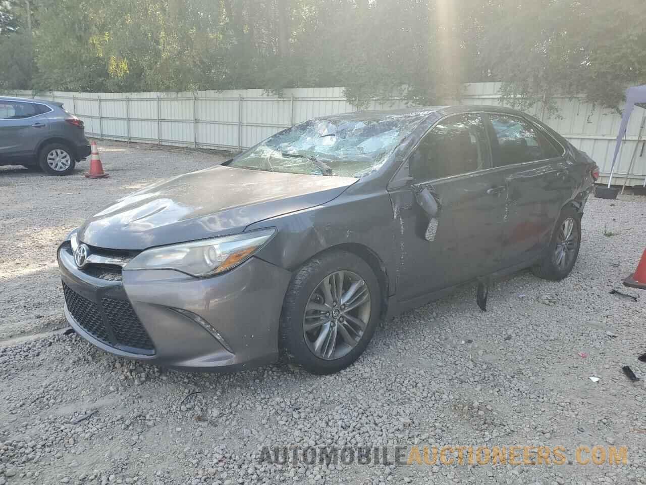 4T1BF1FK2FU100068 TOYOTA CAMRY 2015