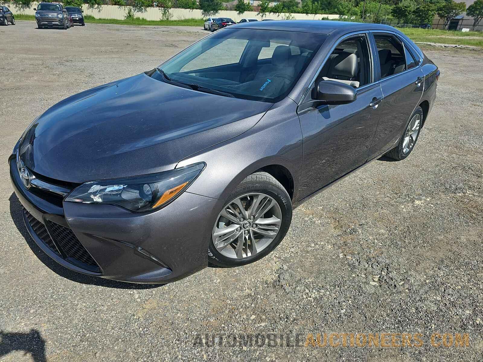 4T1BF1FK2FU101107 Toyota Camry 2015