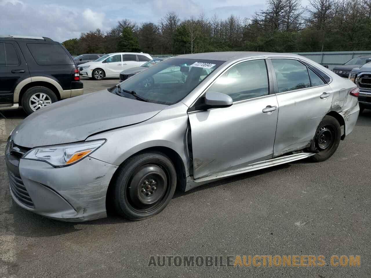 4T1BF1FK2FU114827 TOYOTA CAMRY 2015