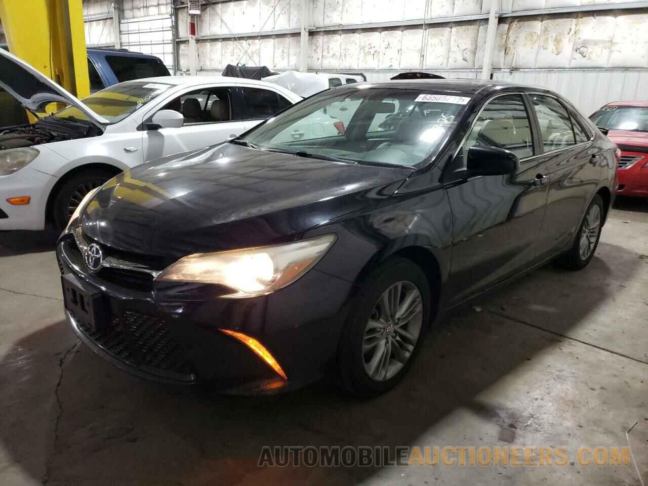 4T1BF1FK2FU484689 TOYOTA CAMRY 2015