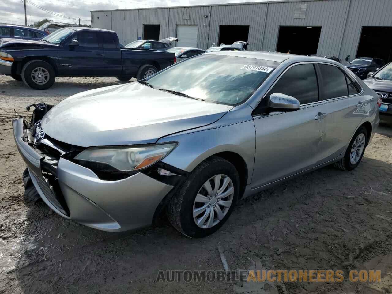 4T1BF1FK2FU489472 TOYOTA CAMRY 2015