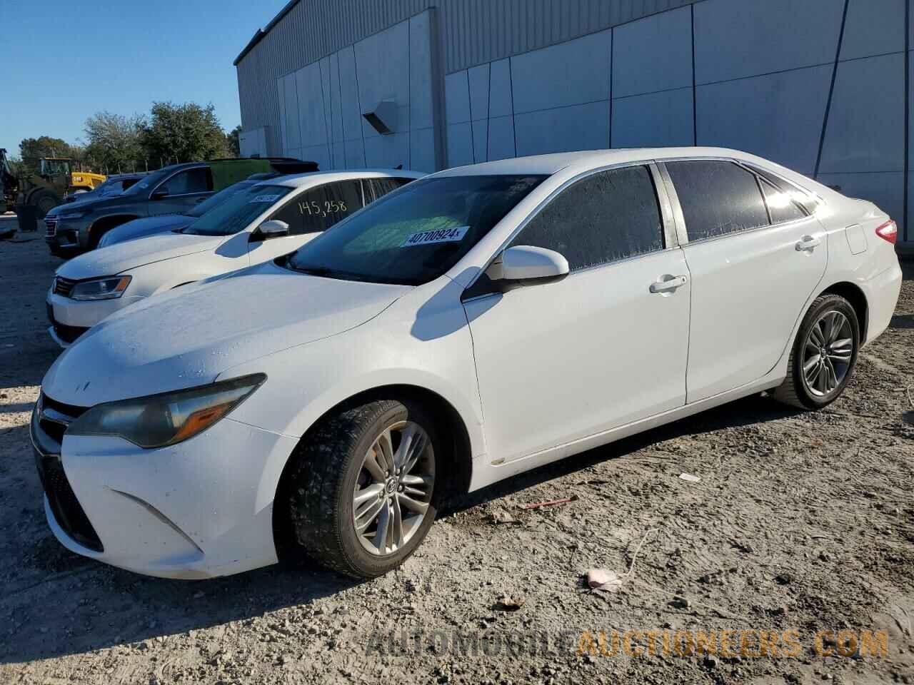 4T1BF1FK2FU887071 TOYOTA CAMRY 2015