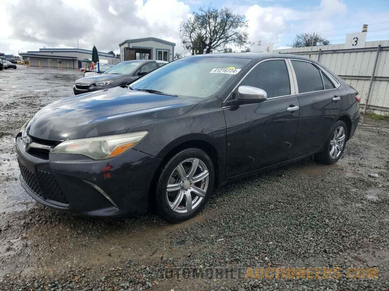 4T1BF1FK2FU902622 TOYOTA CAMRY 2015