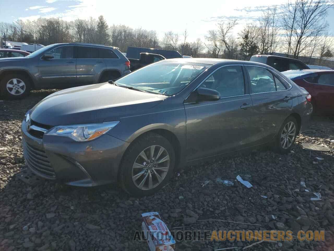 4T1BF1FK2FU915774 TOYOTA CAMRY 2015