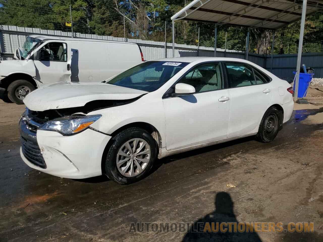 4T1BF1FK2FU922174 TOYOTA CAMRY 2015