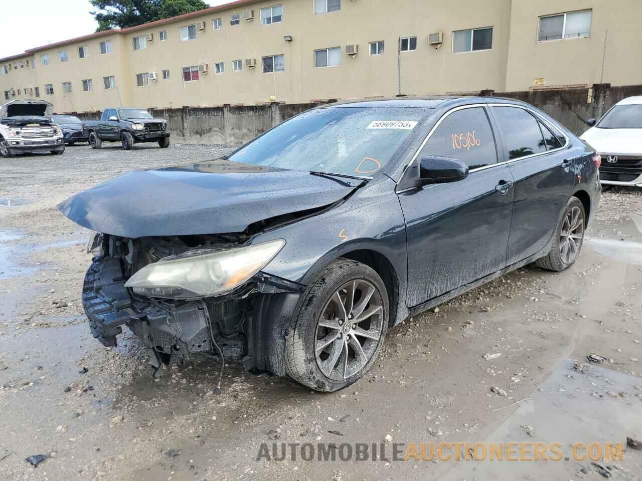 4T1BF1FK2FU979636 TOYOTA CAMRY 2015