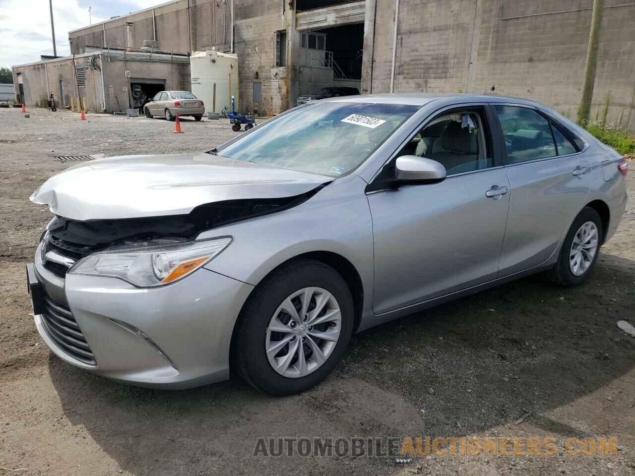 4T1BF1FK2FU981807 TOYOTA CAMRY 2015