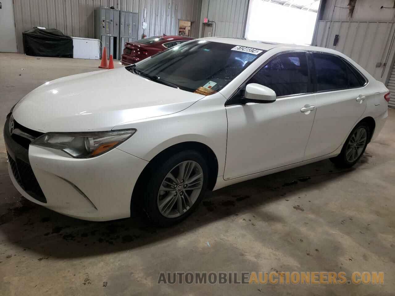 4T1BF1FK2GU133427 TOYOTA CAMRY 2016