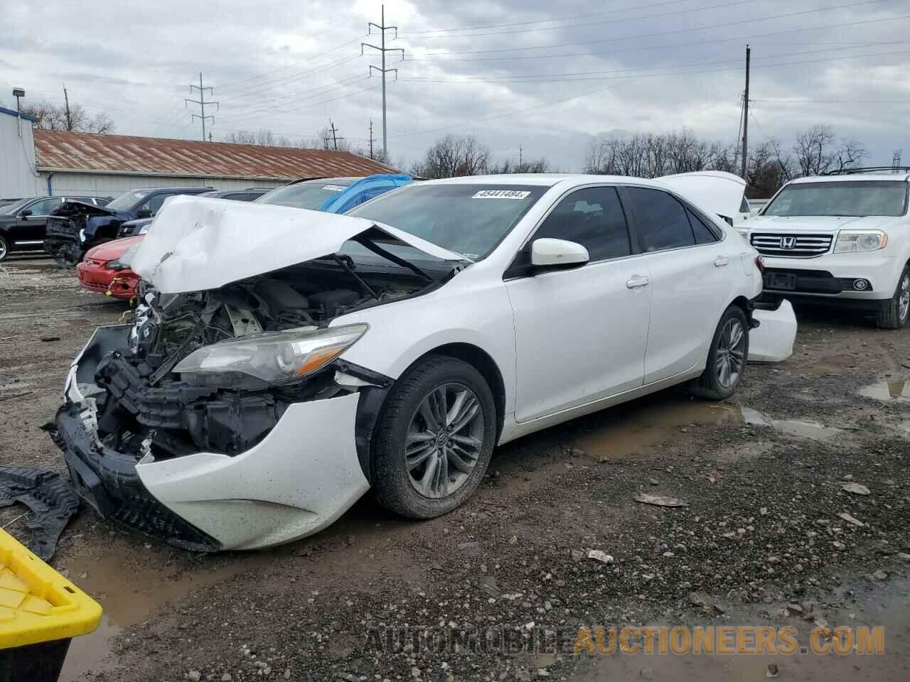 4T1BF1FK2GU135565 TOYOTA CAMRY 2016