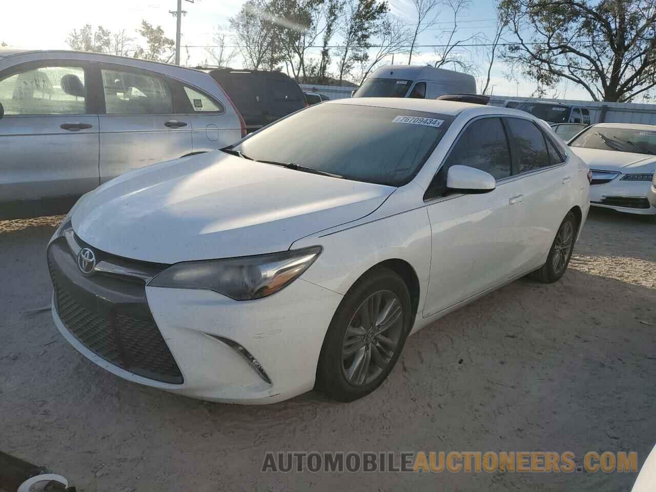 4T1BF1FK2GU136263 TOYOTA CAMRY 2016