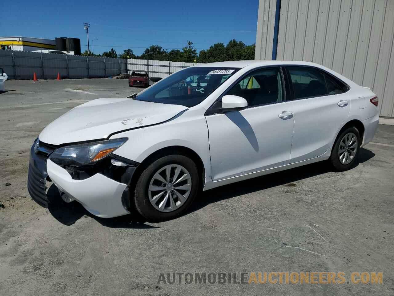 4T1BF1FK2GU142192 TOYOTA CAMRY 2016