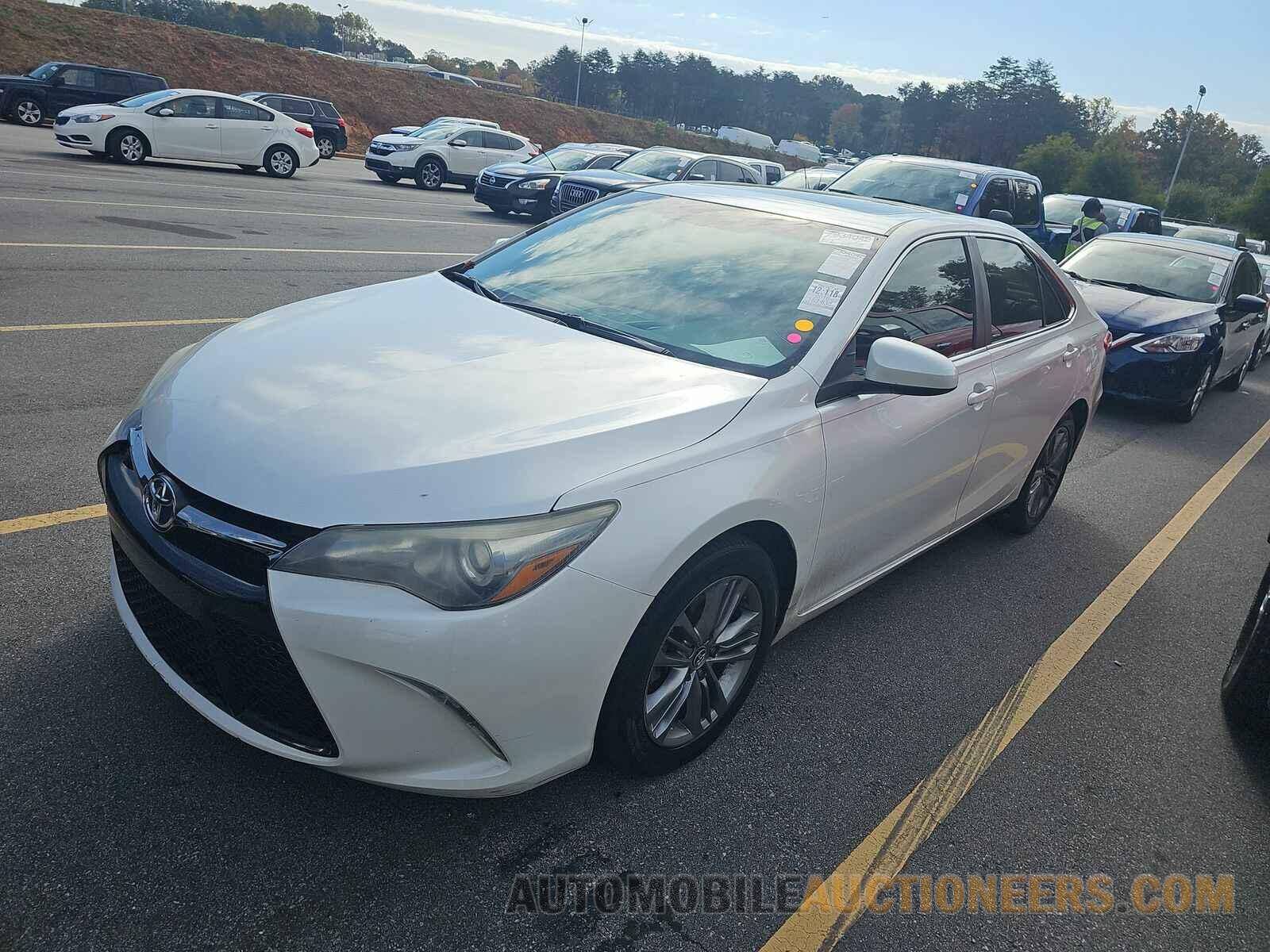 4T1BF1FK2GU157677 Toyota Camry 2016