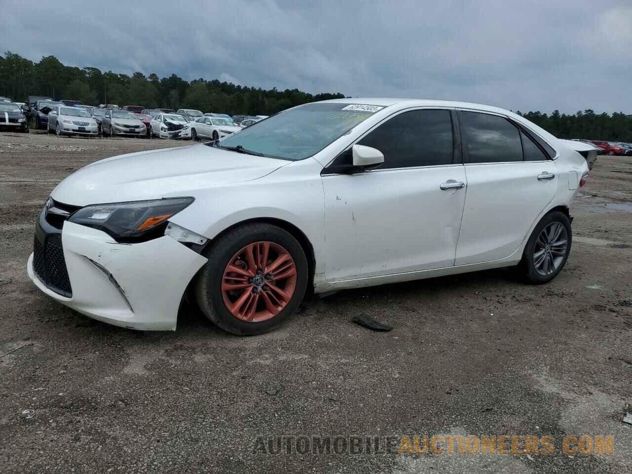 4T1BF1FK2GU162300 TOYOTA CAMRY 2016