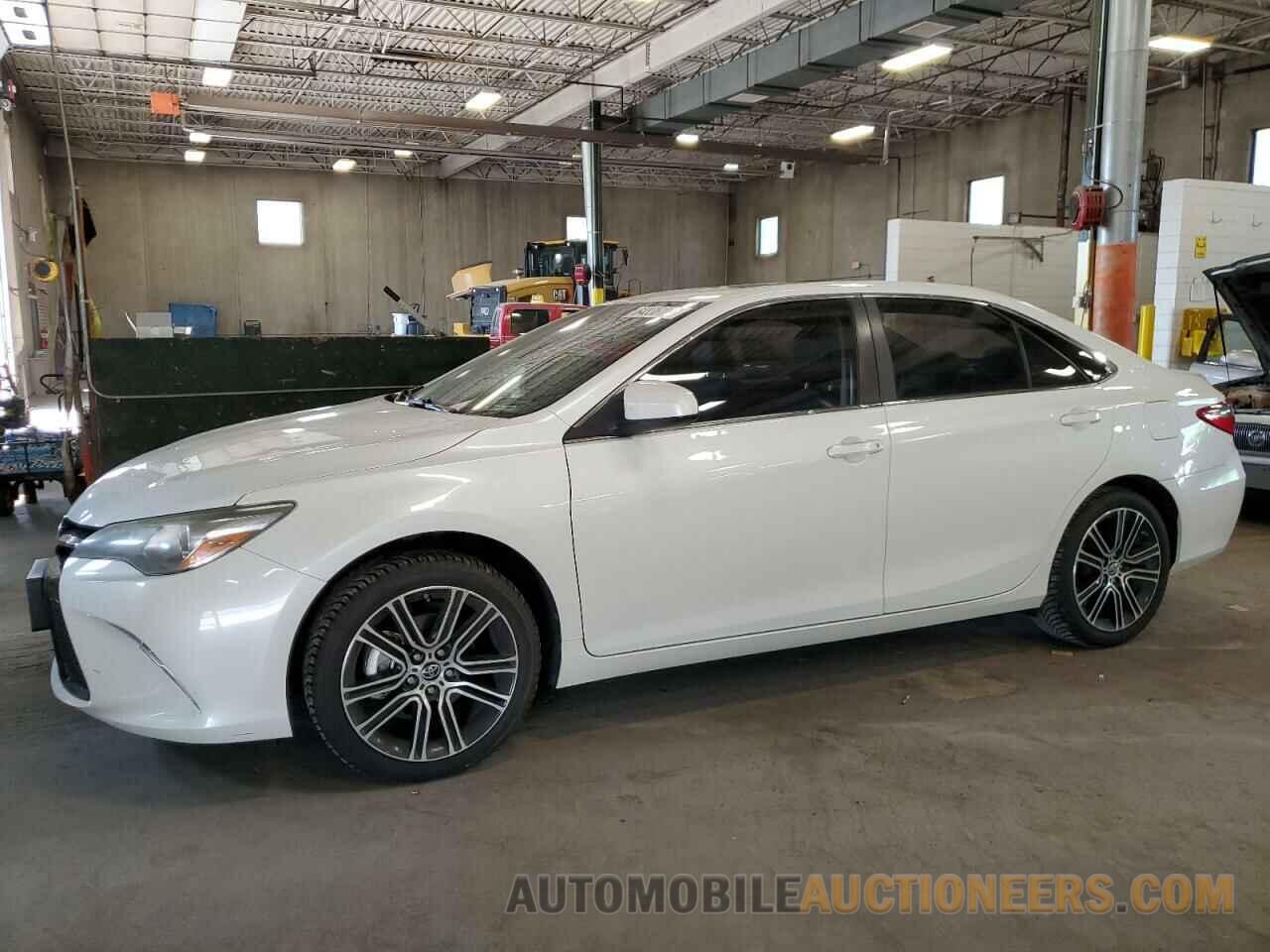 4T1BF1FK2GU178447 TOYOTA CAMRY 2016