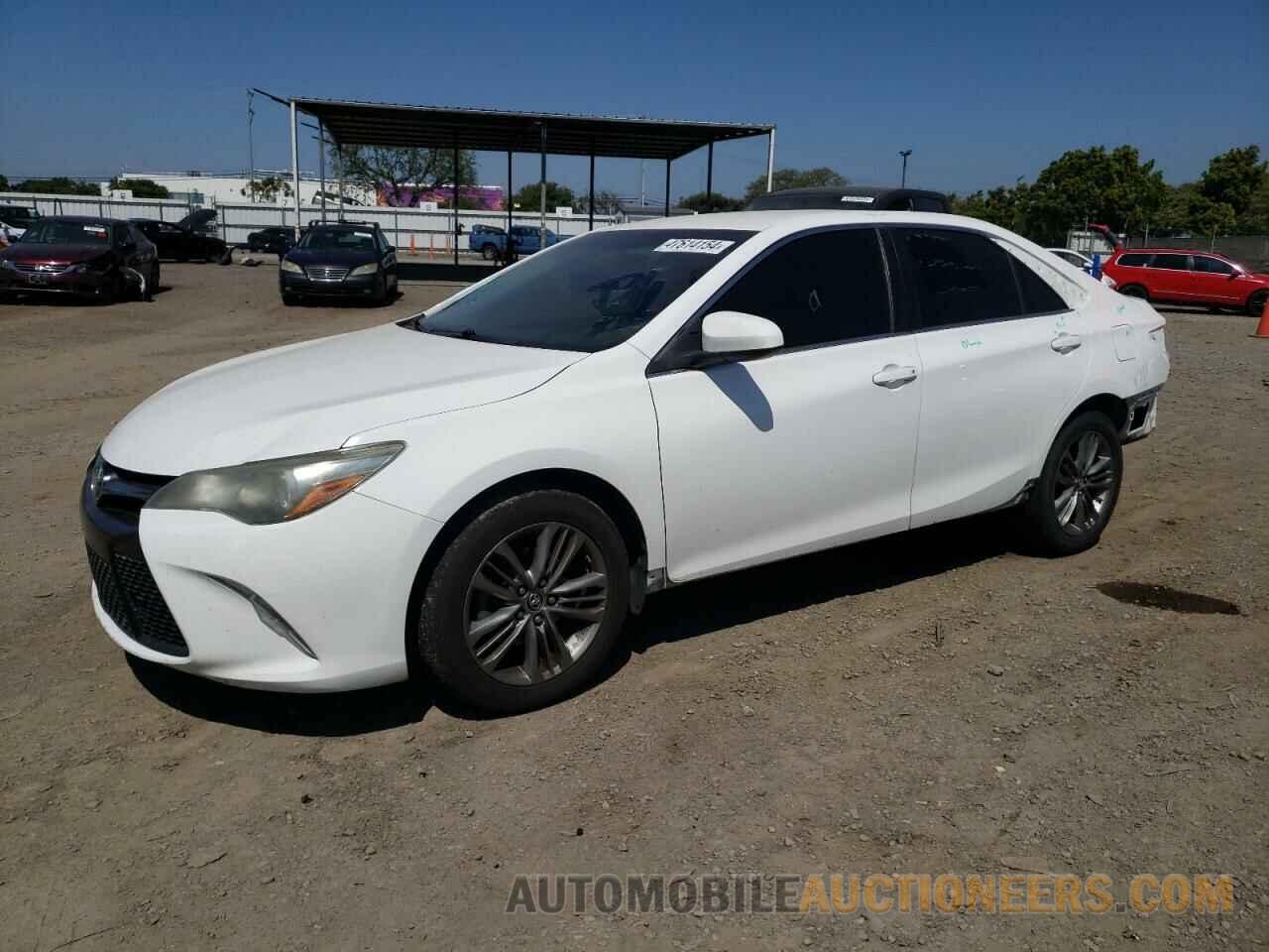 4T1BF1FK2GU184085 TOYOTA CAMRY 2016