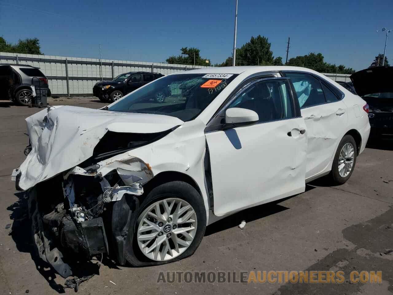 4T1BF1FK2GU190632 TOYOTA CAMRY 2016