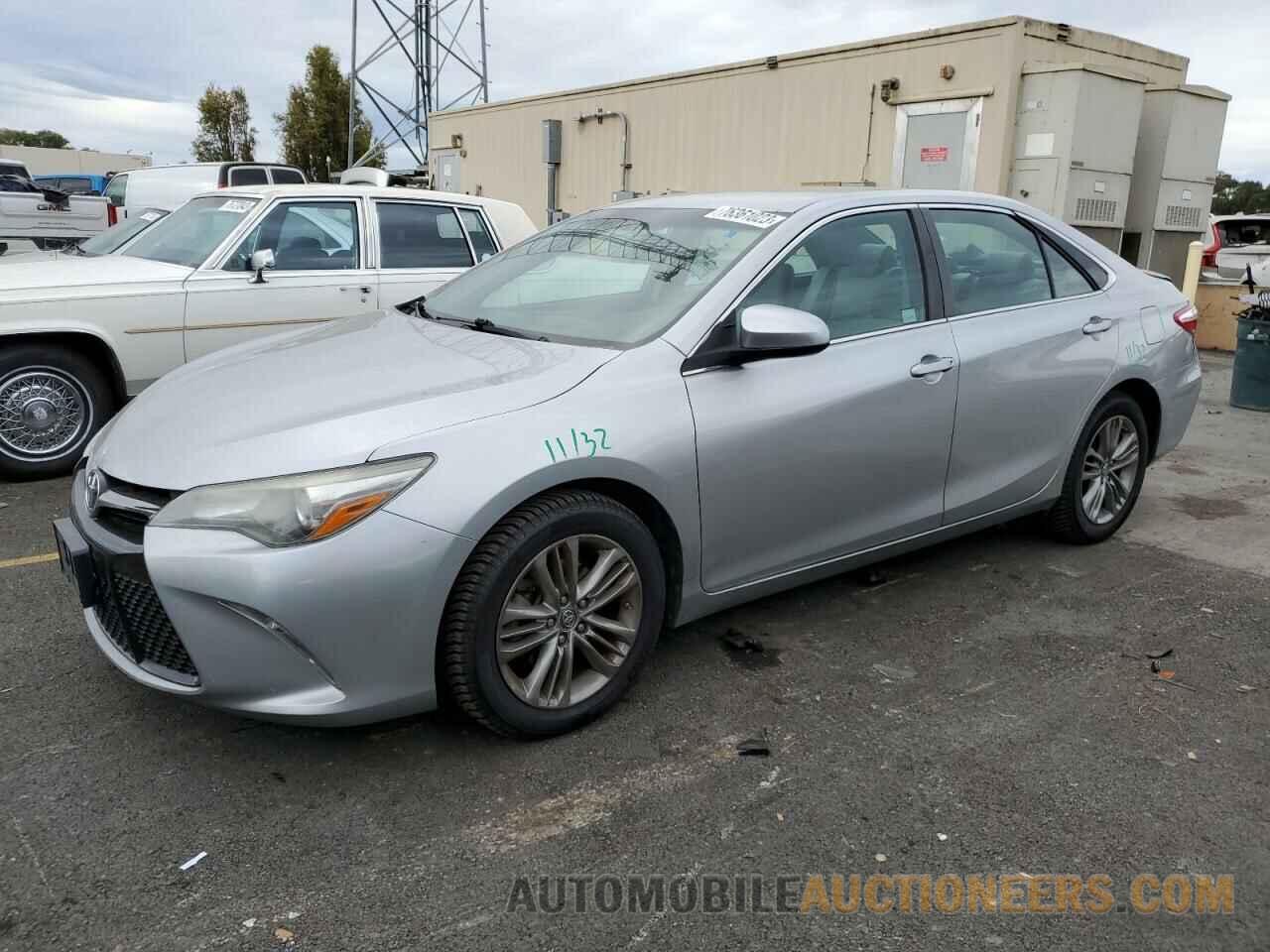 4T1BF1FK2GU206702 TOYOTA CAMRY 2016