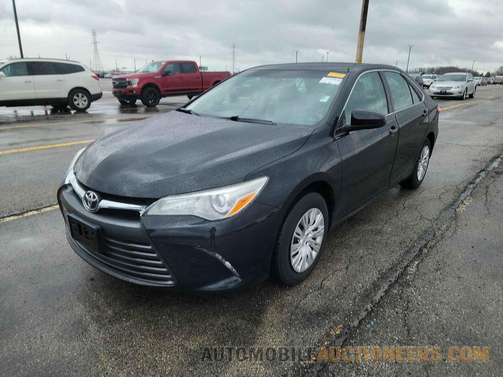 4T1BF1FK2GU216758 Toyota Camry 2016