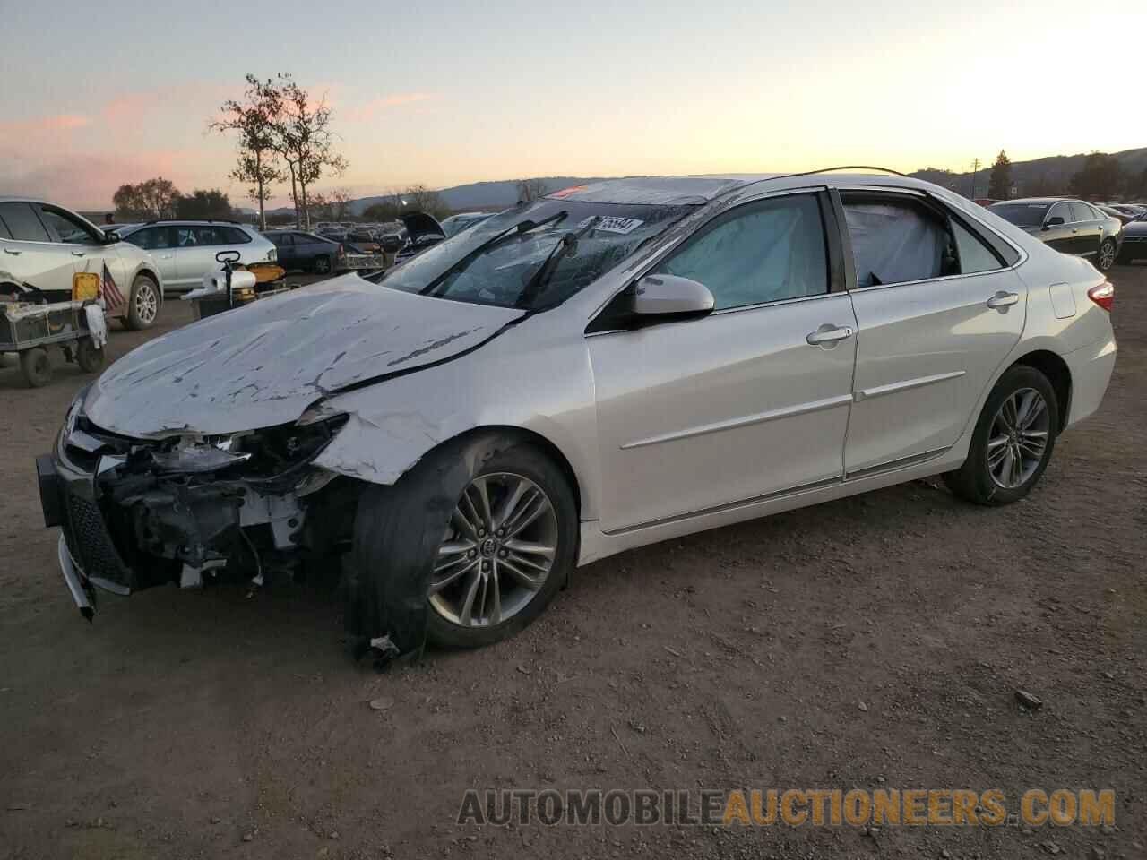 4T1BF1FK2GU230711 TOYOTA CAMRY 2016