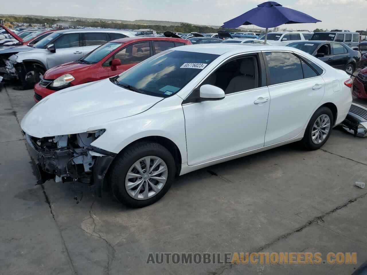 4T1BF1FK2GU237173 TOYOTA CAMRY 2016