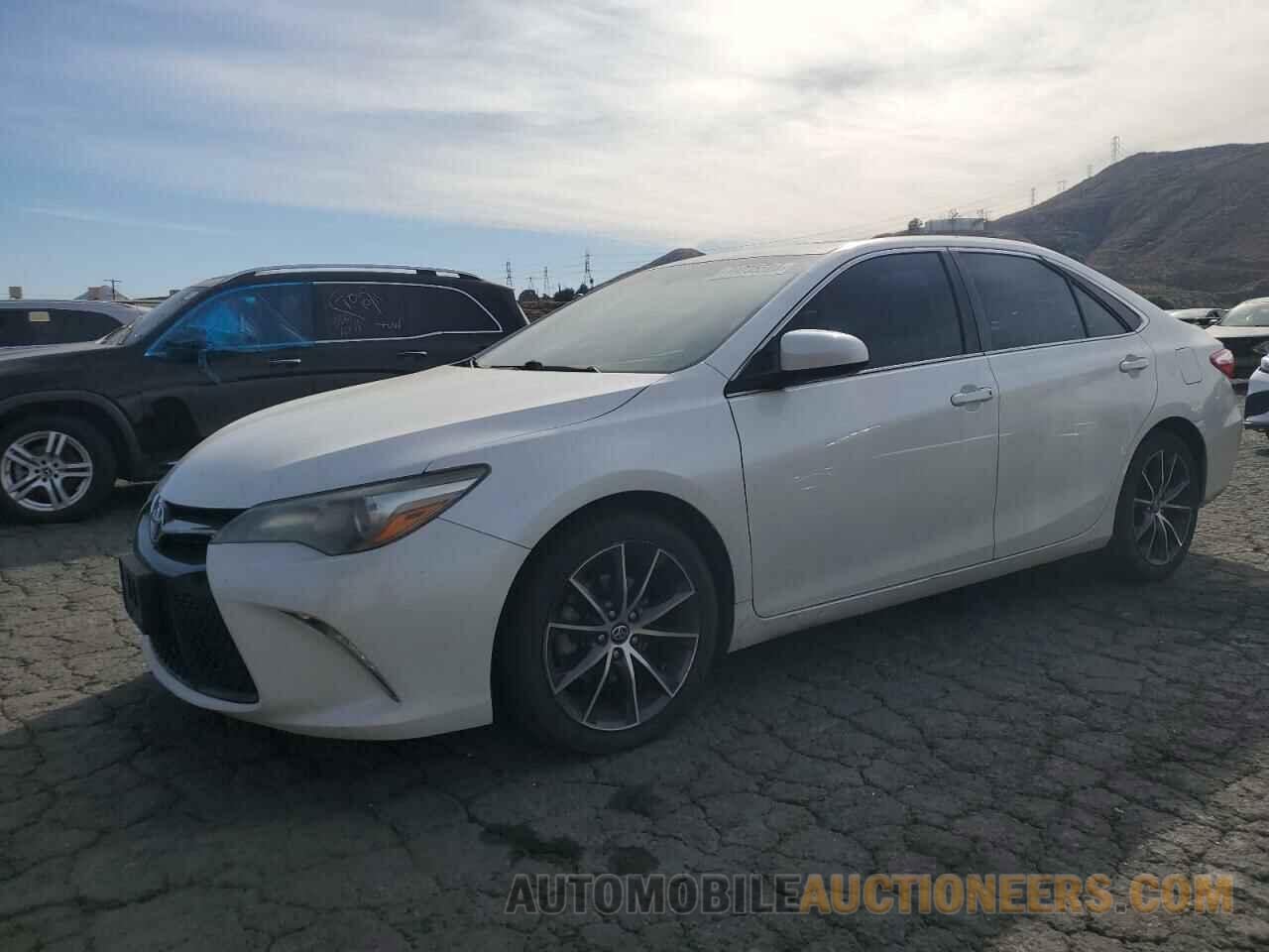 4T1BF1FK2GU242387 TOYOTA CAMRY 2016