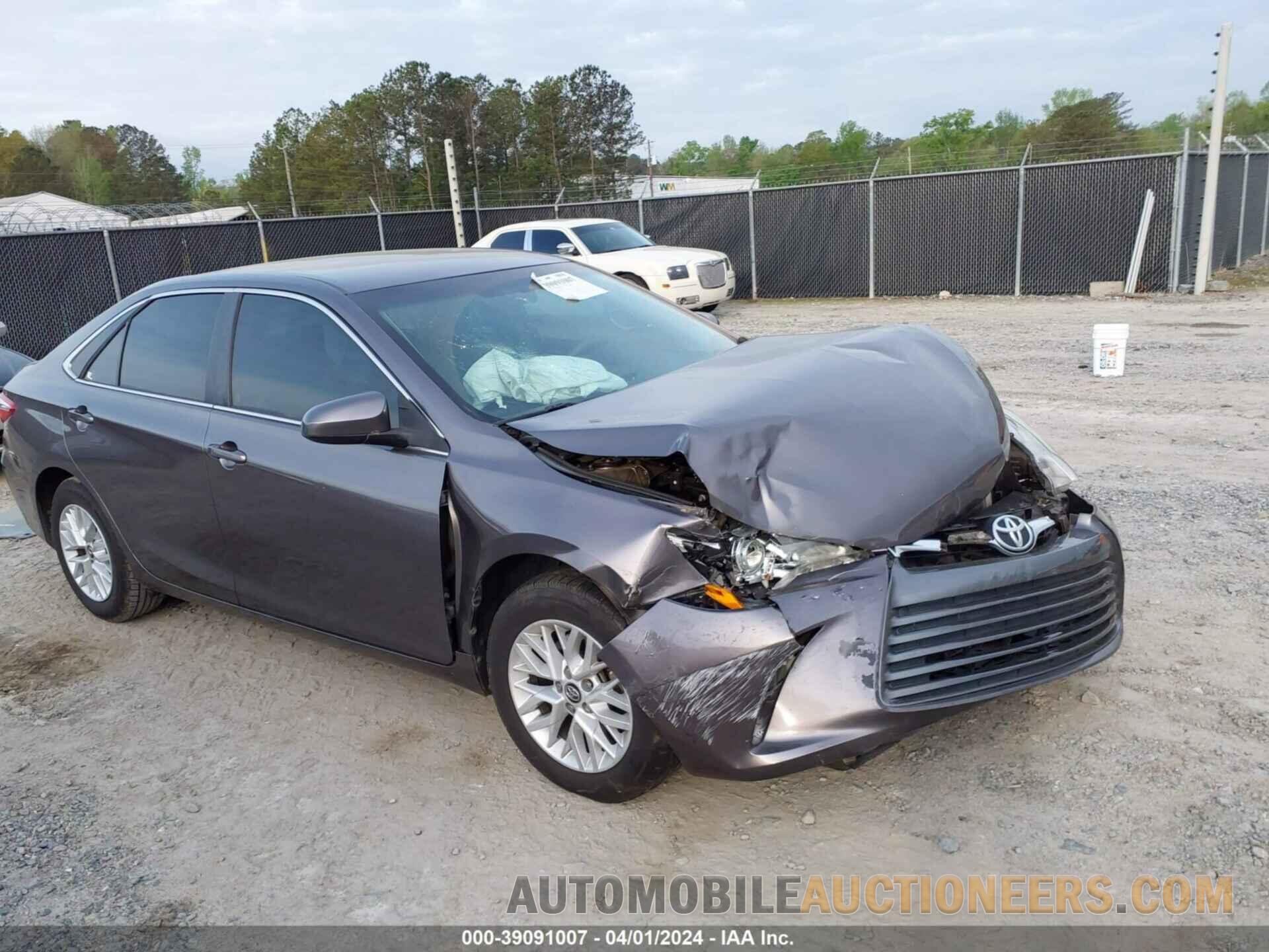 4T1BF1FK2GU243426 TOYOTA CAMRY 2016