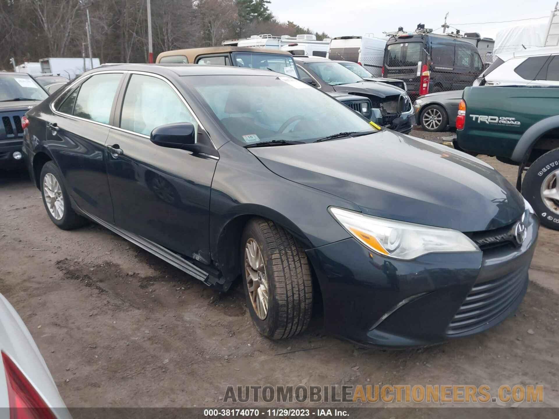 4T1BF1FK2GU526389 TOYOTA CAMRY 2016