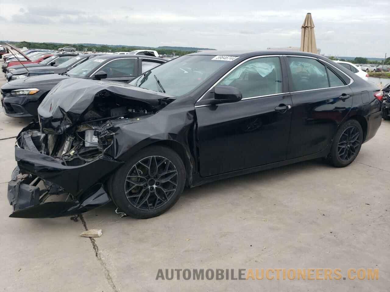 4T1BF1FK2HU352602 TOYOTA CAMRY 2017