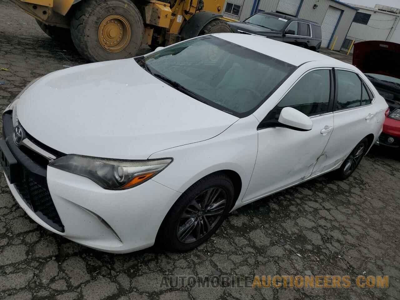 4T1BF1FK2HU384725 TOYOTA CAMRY 2017