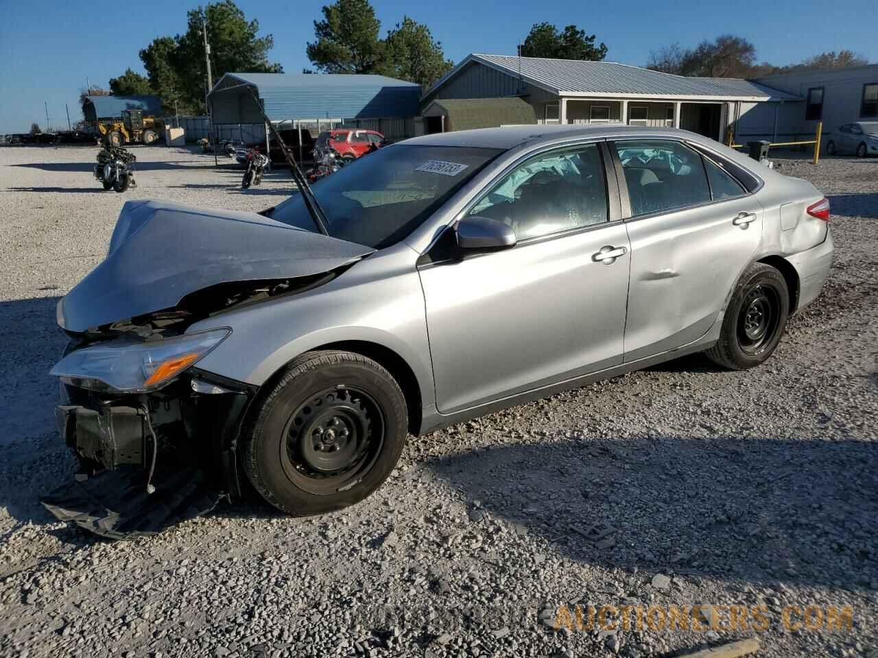 4T1BF1FK2HU401068 TOYOTA CAMRY 2017