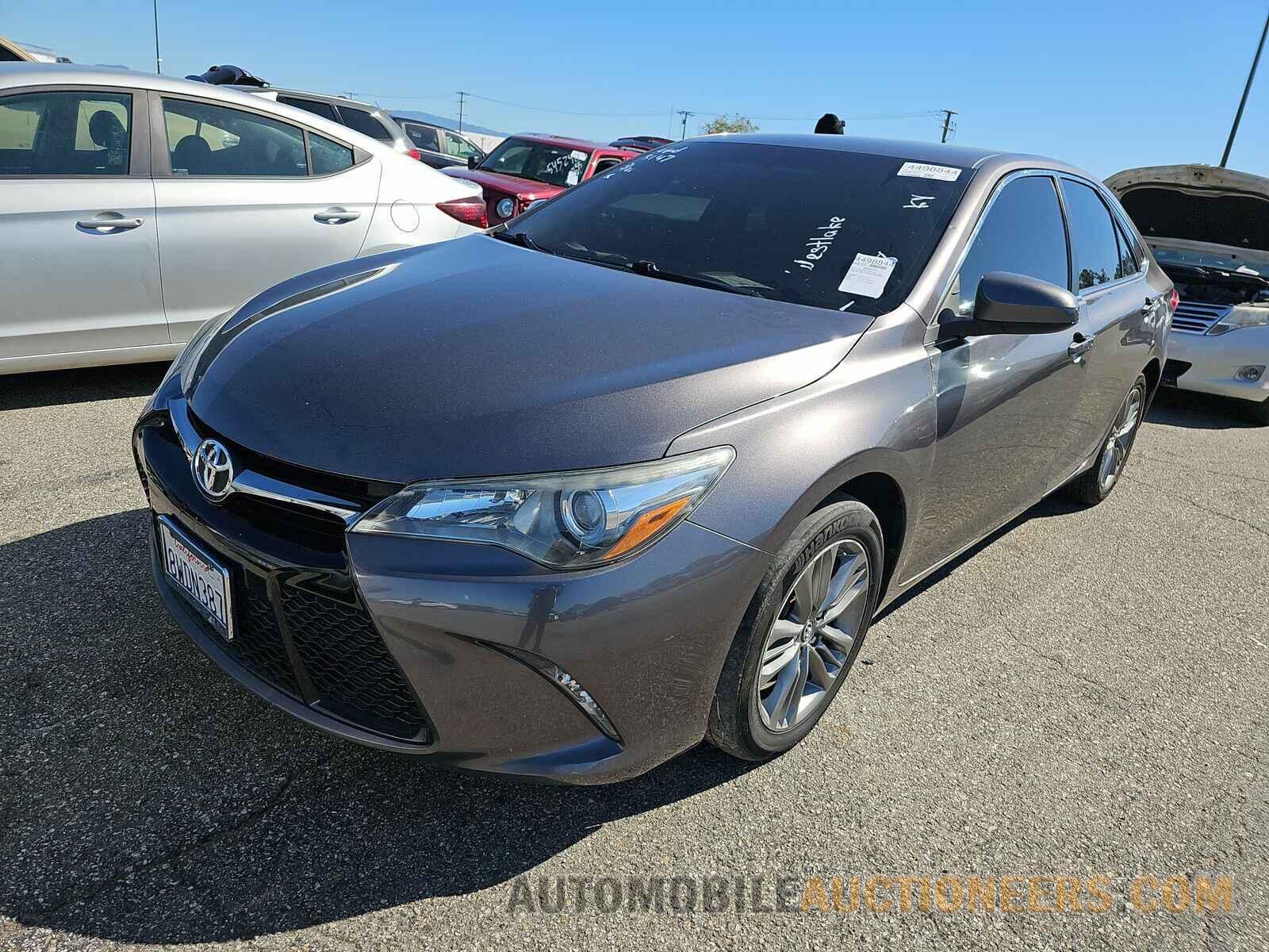 4T1BF1FK2HU618961 Toyota Camry 2017