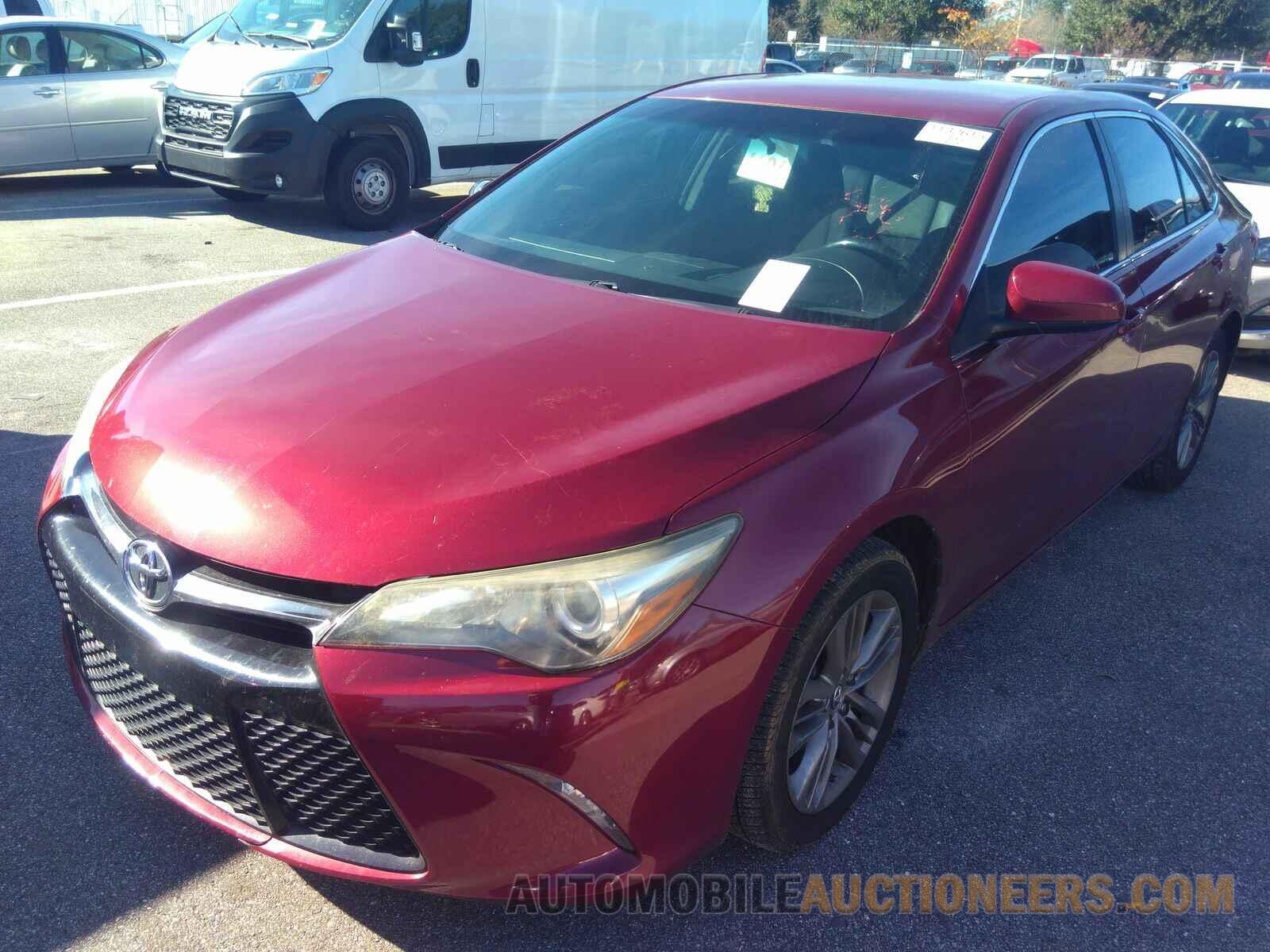 4T1BF1FK2HU619303 Toyota Camry 2017