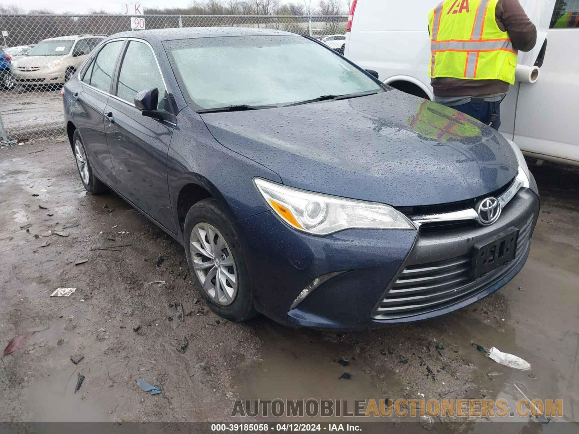 4T1BF1FK2HU640779 TOYOTA CAMRY 2017