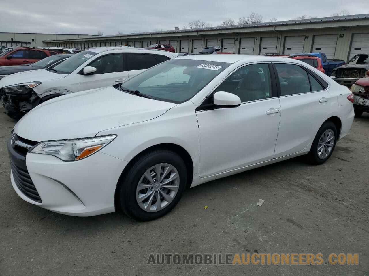 4T1BF1FK2HU674379 TOYOTA CAMRY 2017