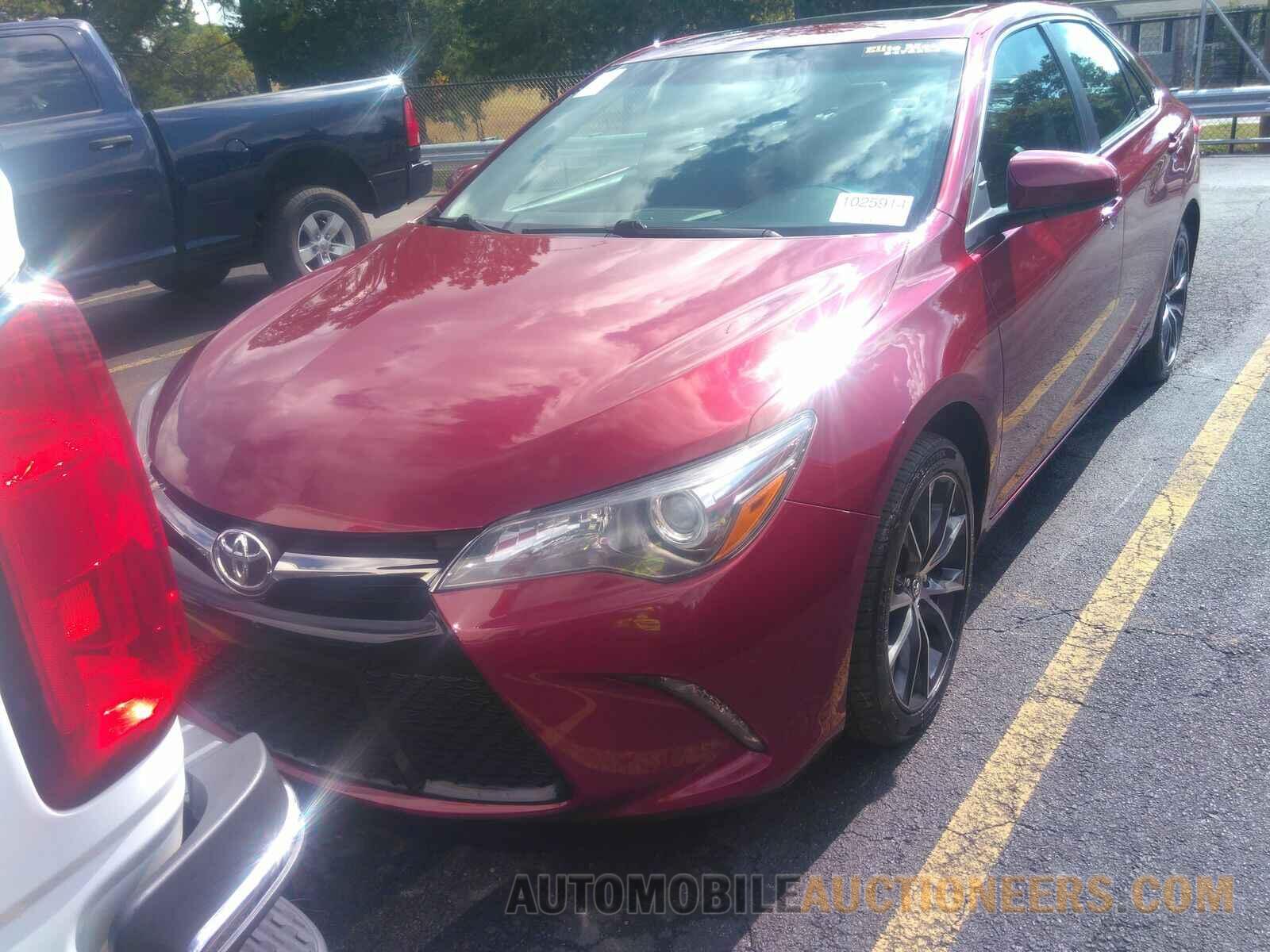 4T1BF1FK2HU676231 Toyota Camry 2017