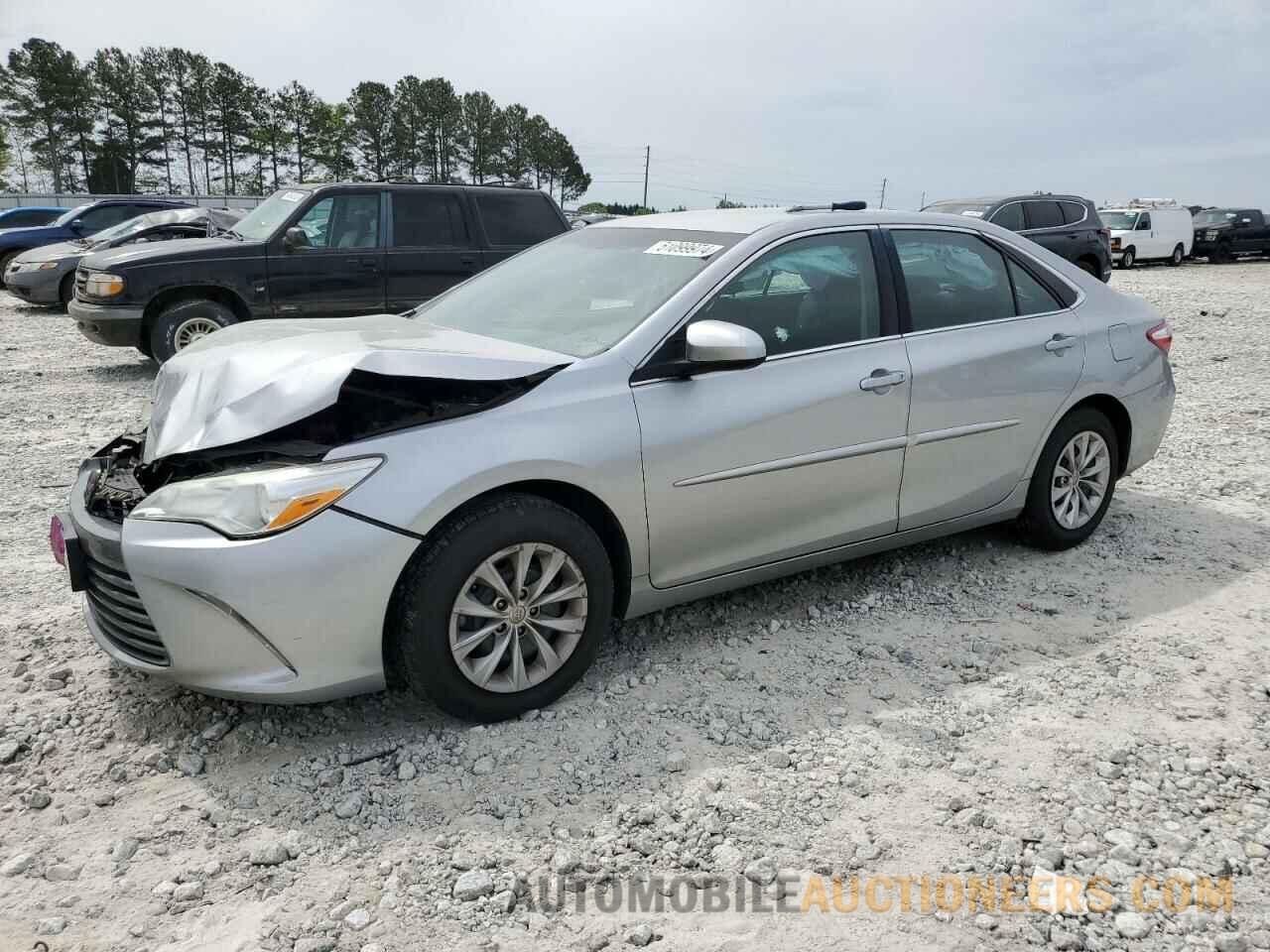 4T1BF1FK2HU683003 TOYOTA CAMRY 2017