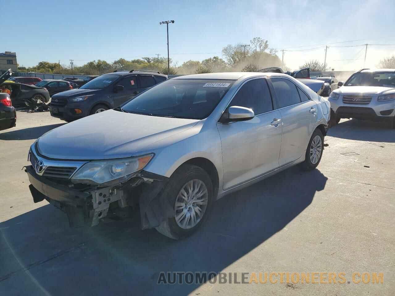 4T1BF1FK3CU615835 TOYOTA CAMRY 2012