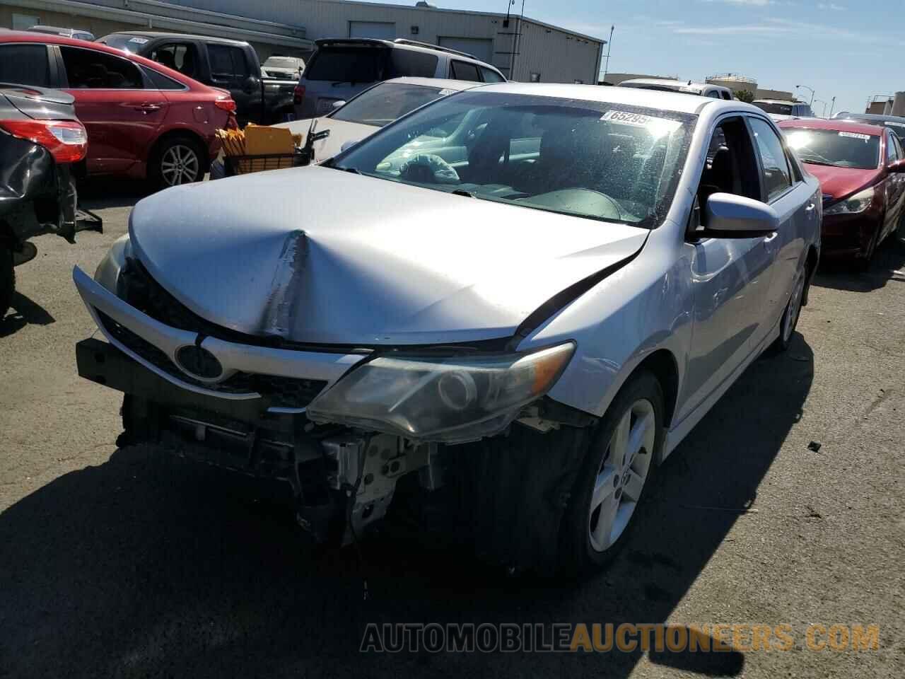 4T1BF1FK3DU647363 TOYOTA CAMRY 2013