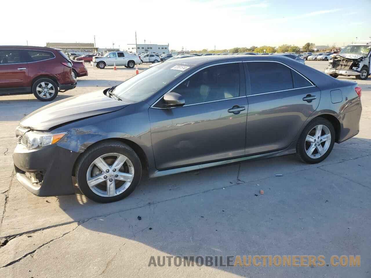 4T1BF1FK3DU662445 TOYOTA CAMRY 2013