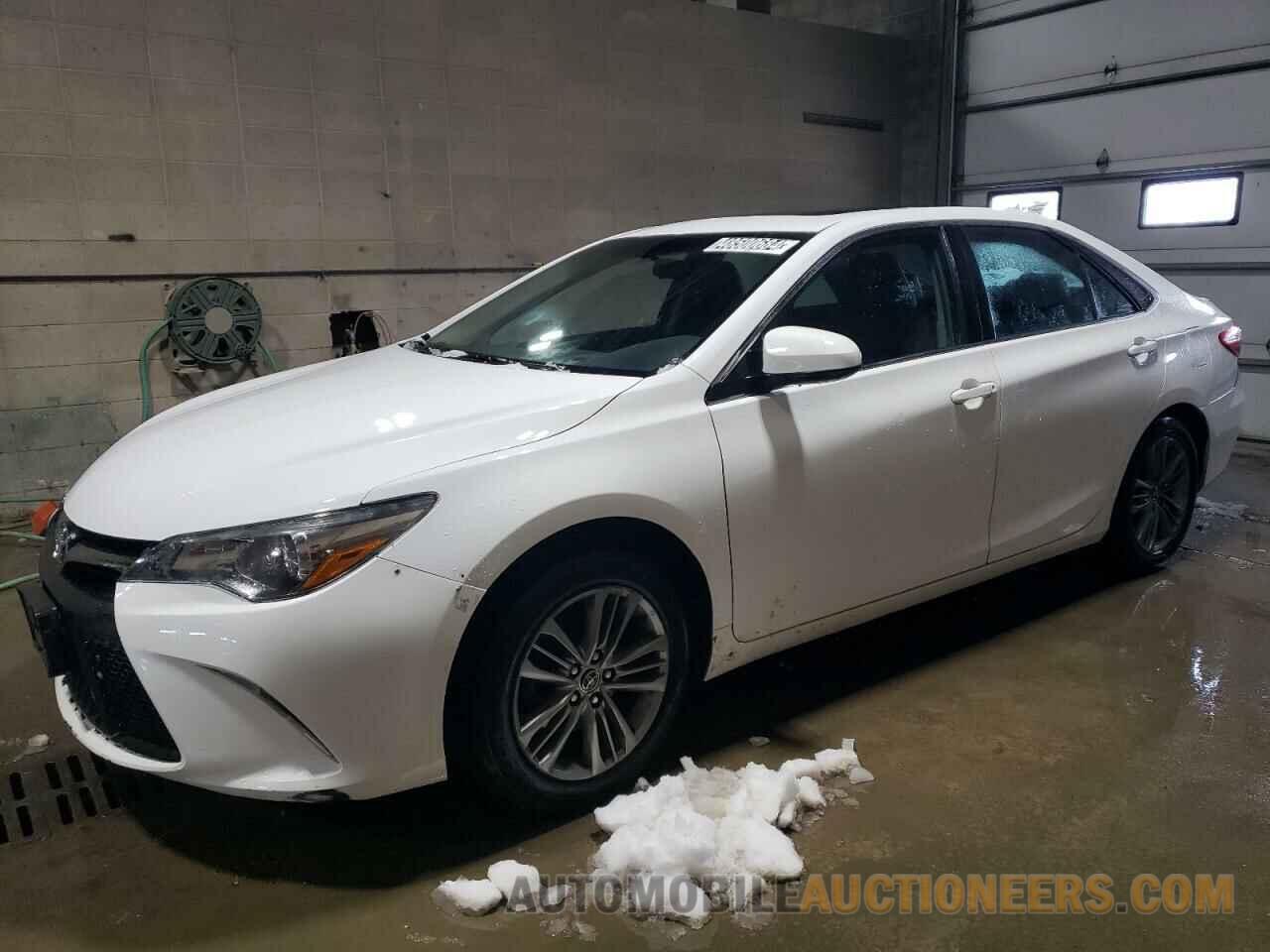 4T1BF1FK3FU009505 TOYOTA CAMRY 2015